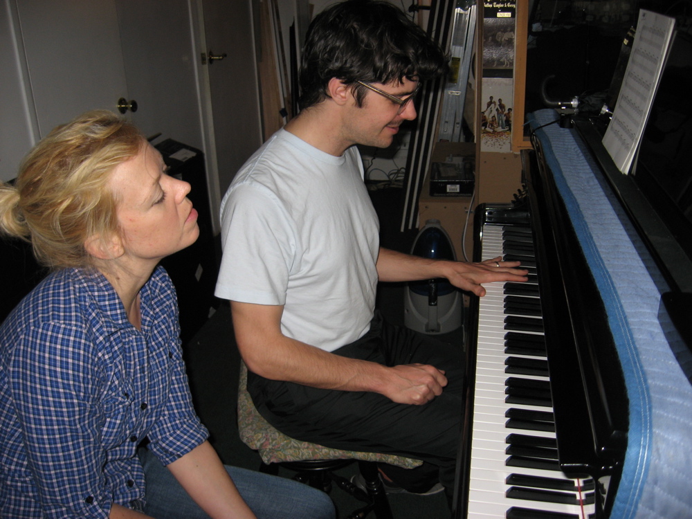 Emily Bergl, Johnathan Mastro